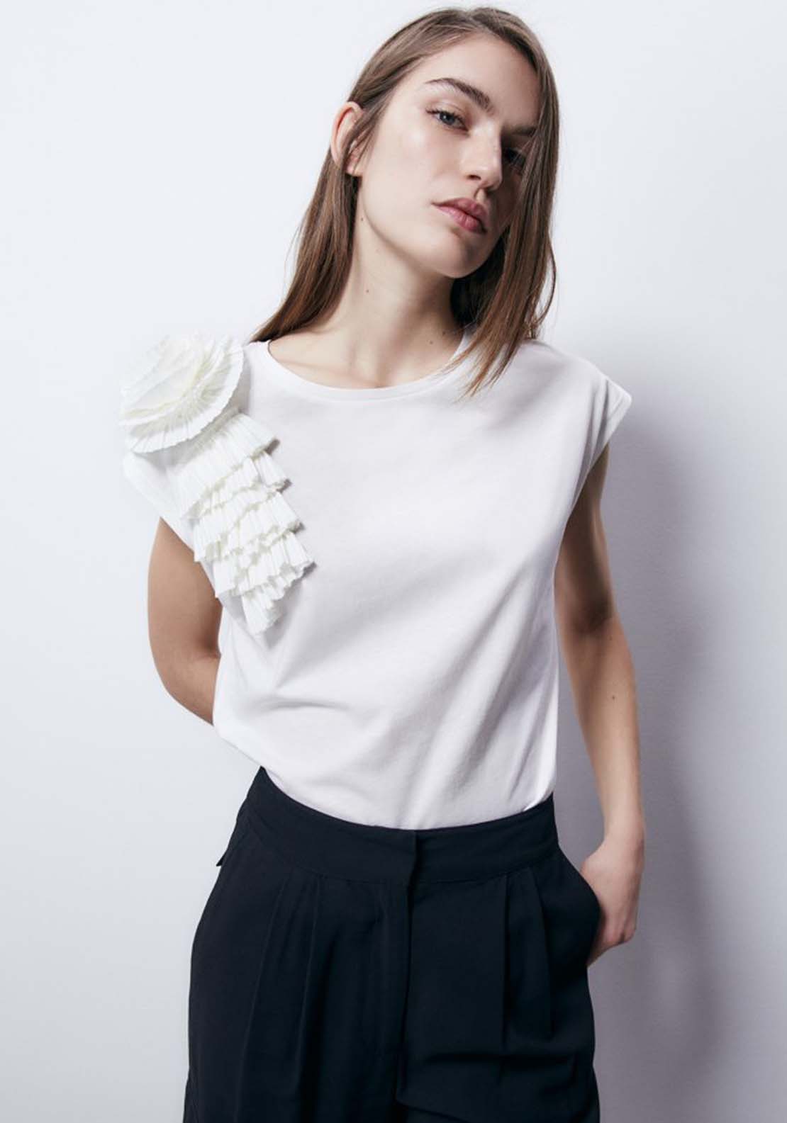 Sfera Pleated Flowers T-Shirt - White 1 Shaws Department Stores
