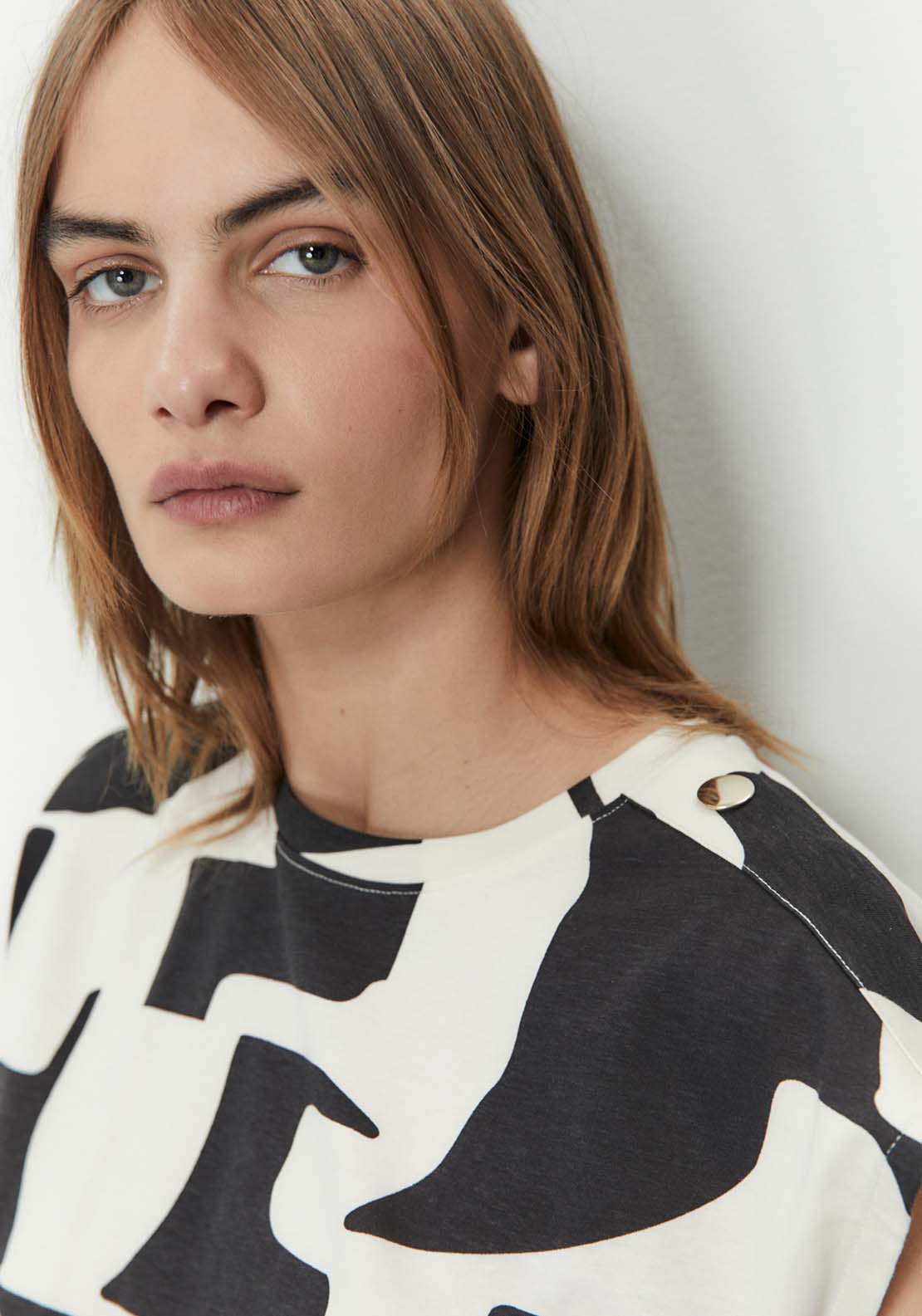 Sfera Printed Top - Black 4 Shaws Department Stores