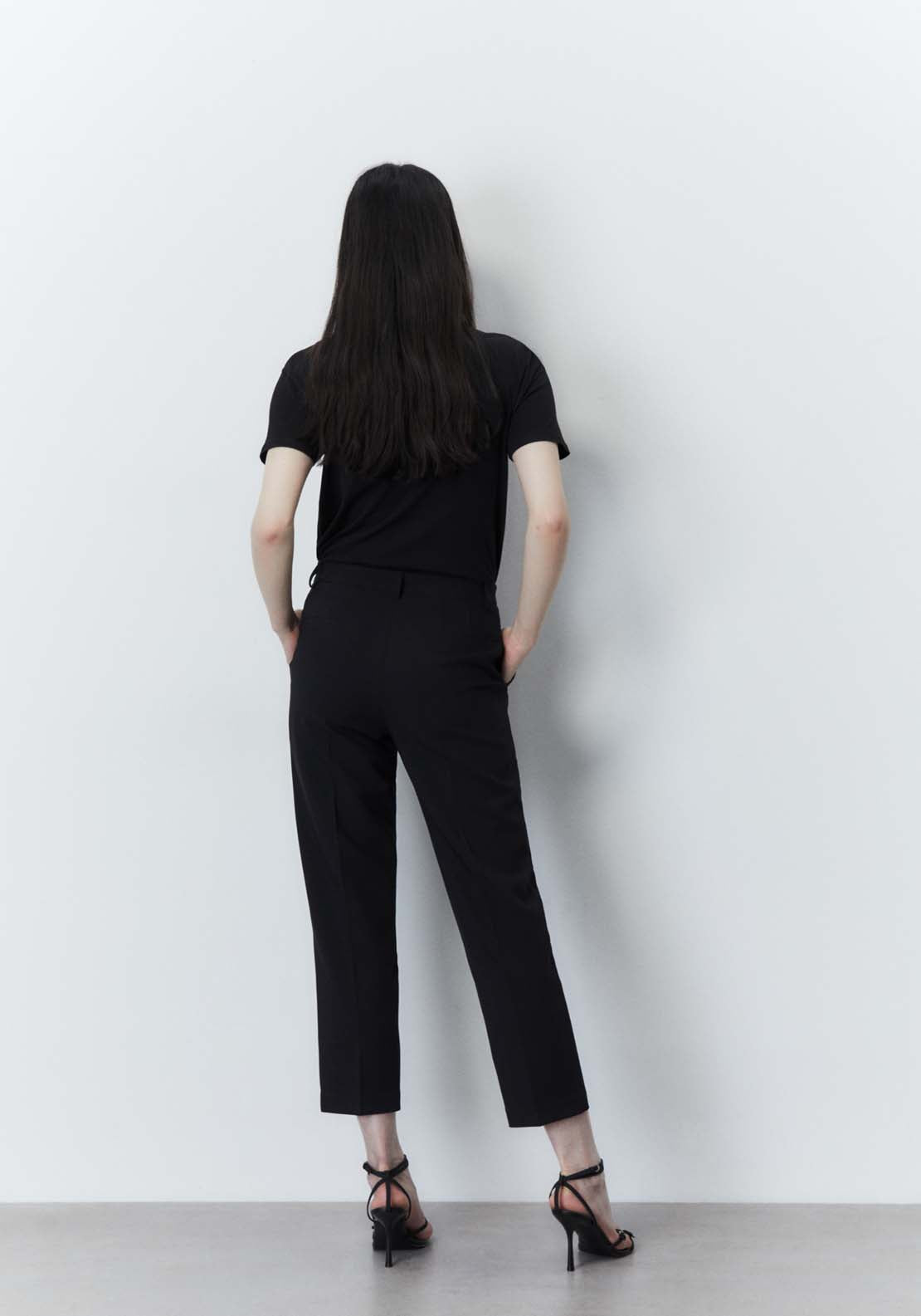 Sfera Placement print sequins T-shirt - Black 4 Shaws Department Stores
