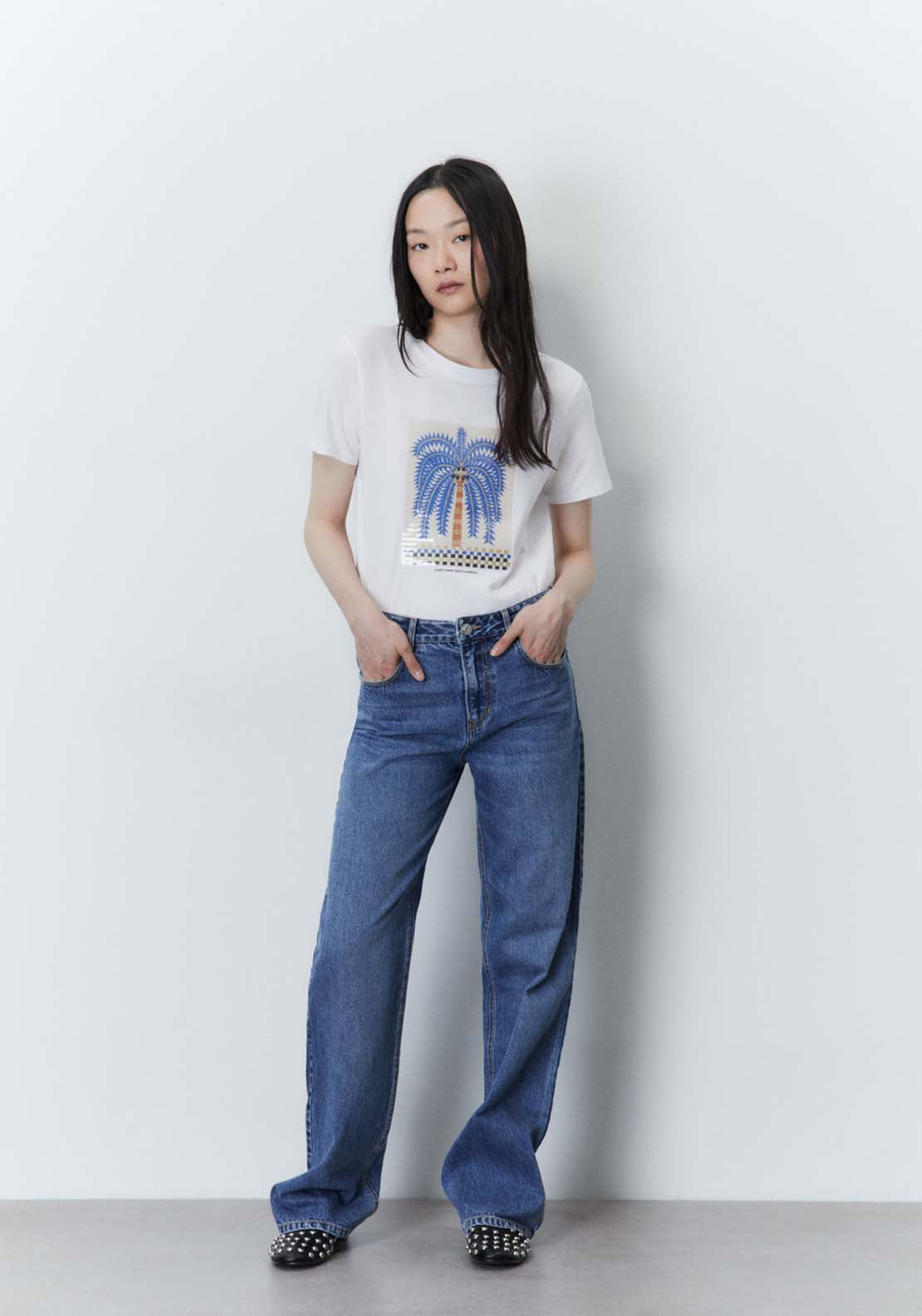 Sfera Placement print sequins T-shirt - White 2 Shaws Department Stores