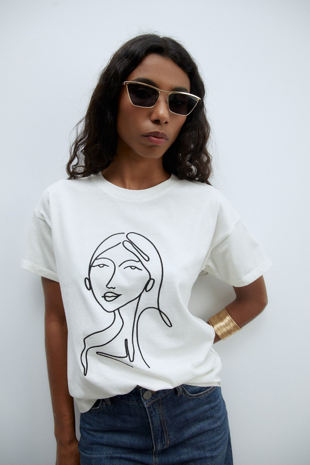 Sfera Embroidered silhouette T-shirt - Ecru 5 Shaws Department Stores