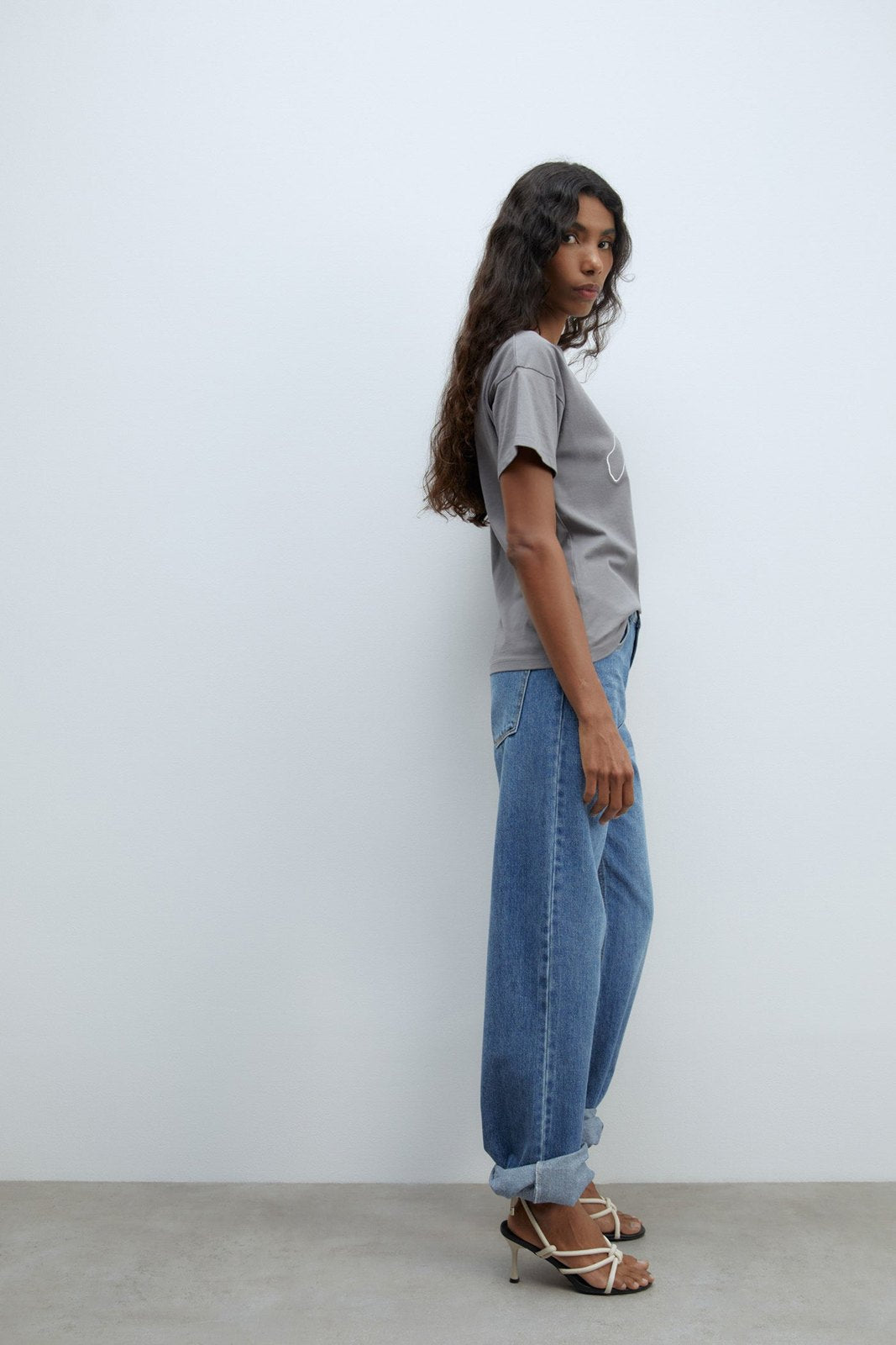 Sfera Embroidered silhouette T-shirt - Grey Medium 4 Shaws Department Stores