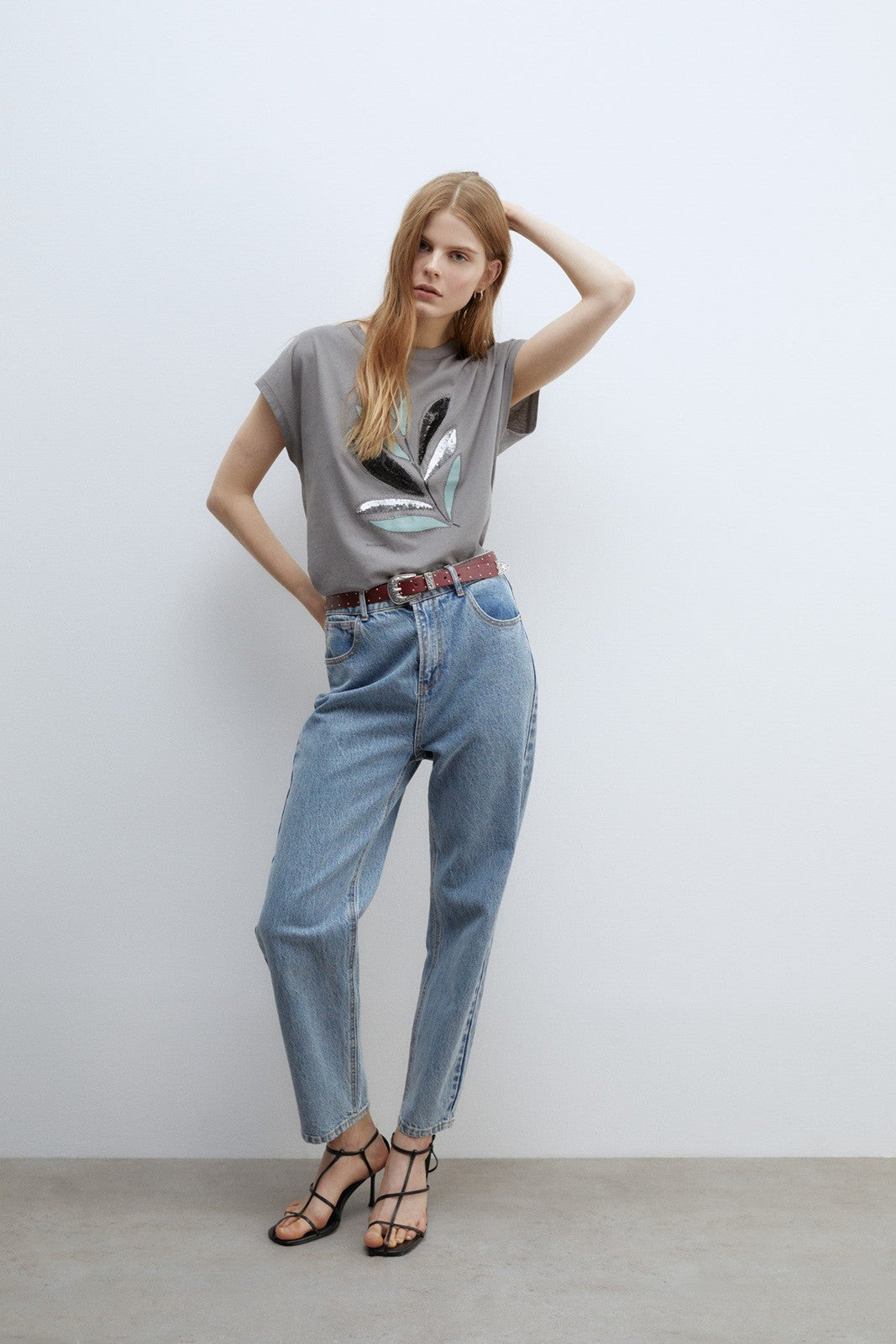 Sfera Sequins graphic print T-shirt - Medium Grey 3 Shaws Department Stores