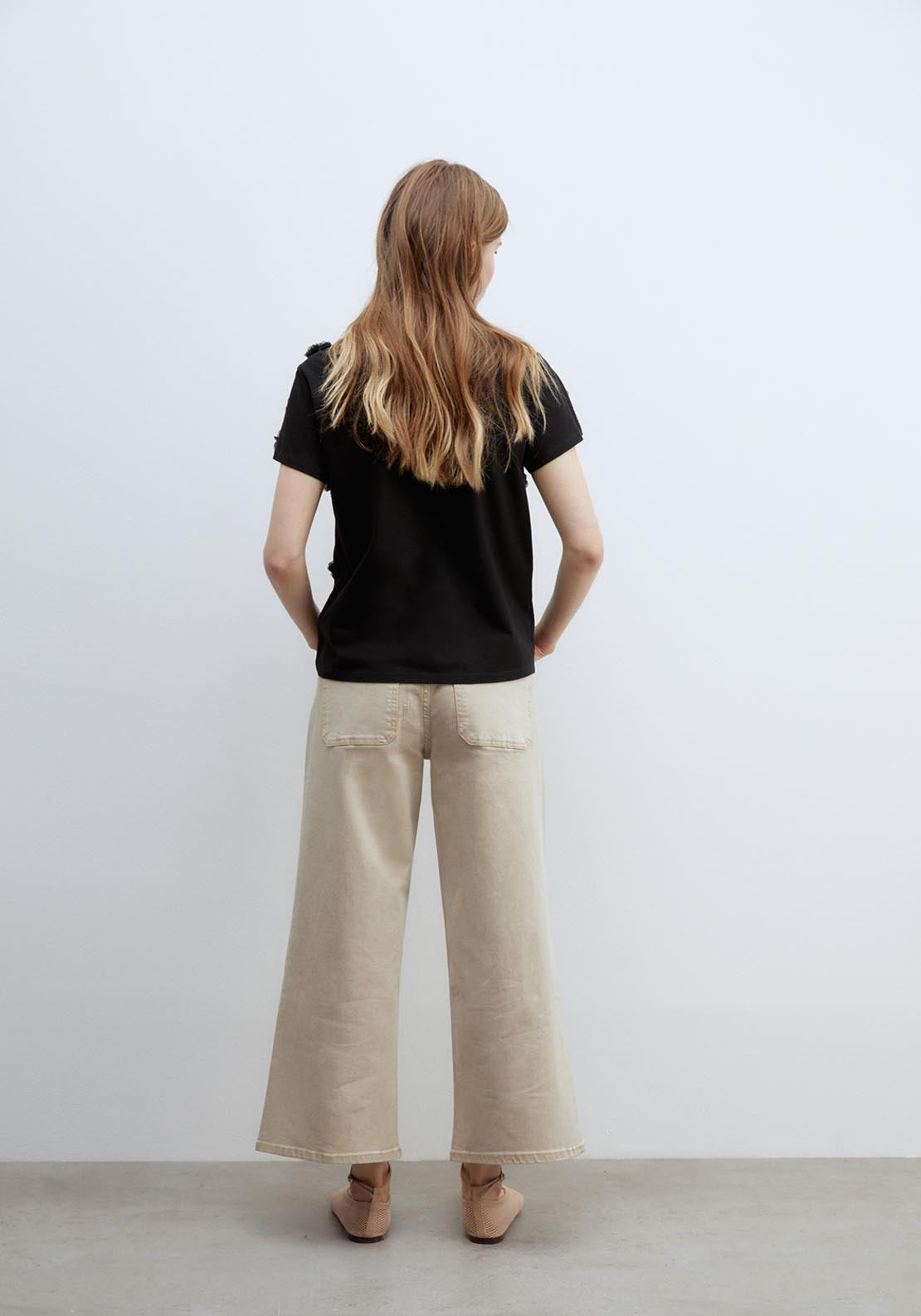 Sfera Flowers T-shirt - Black 5 Shaws Department Stores