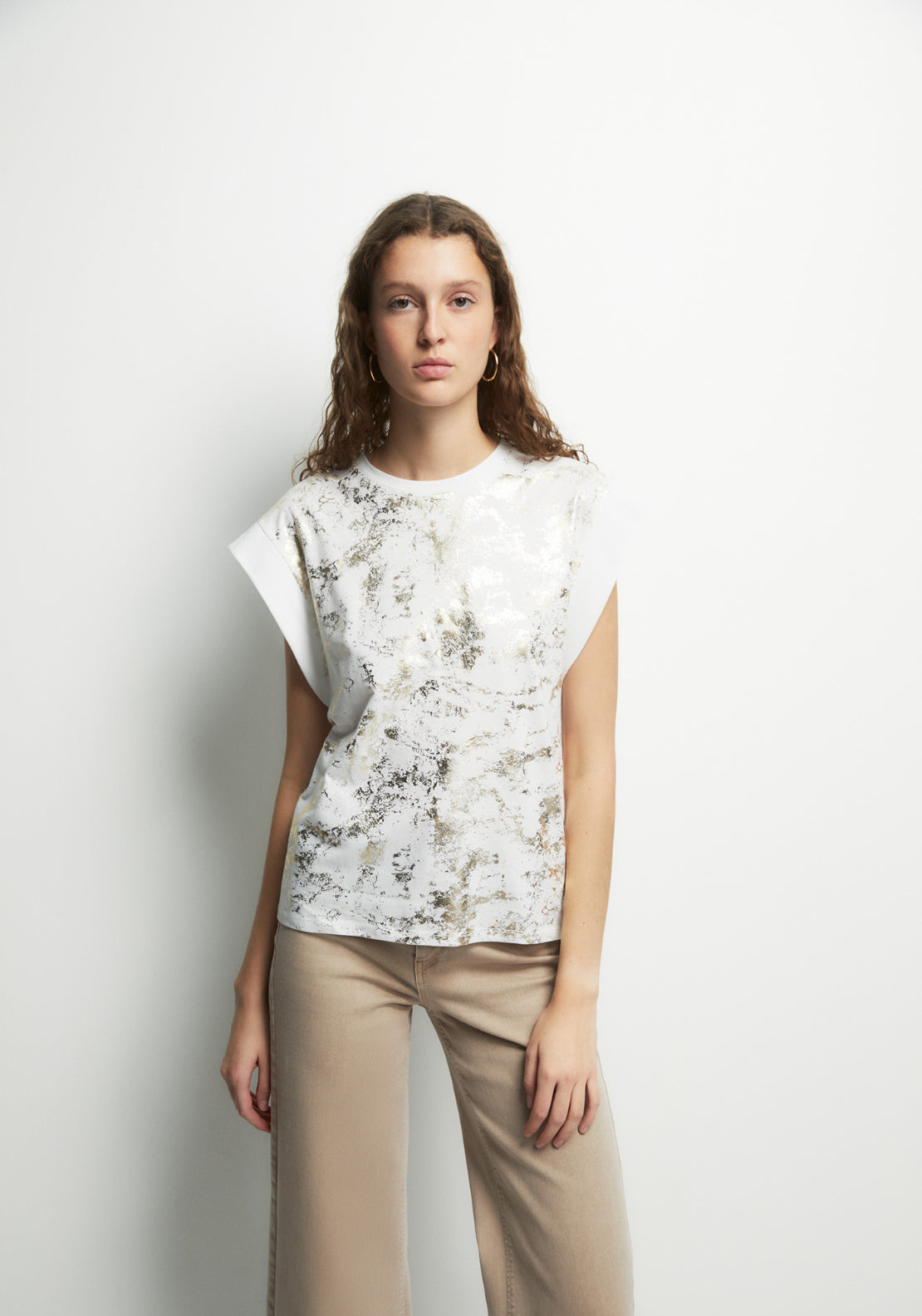 Front Graphic Top - Cream