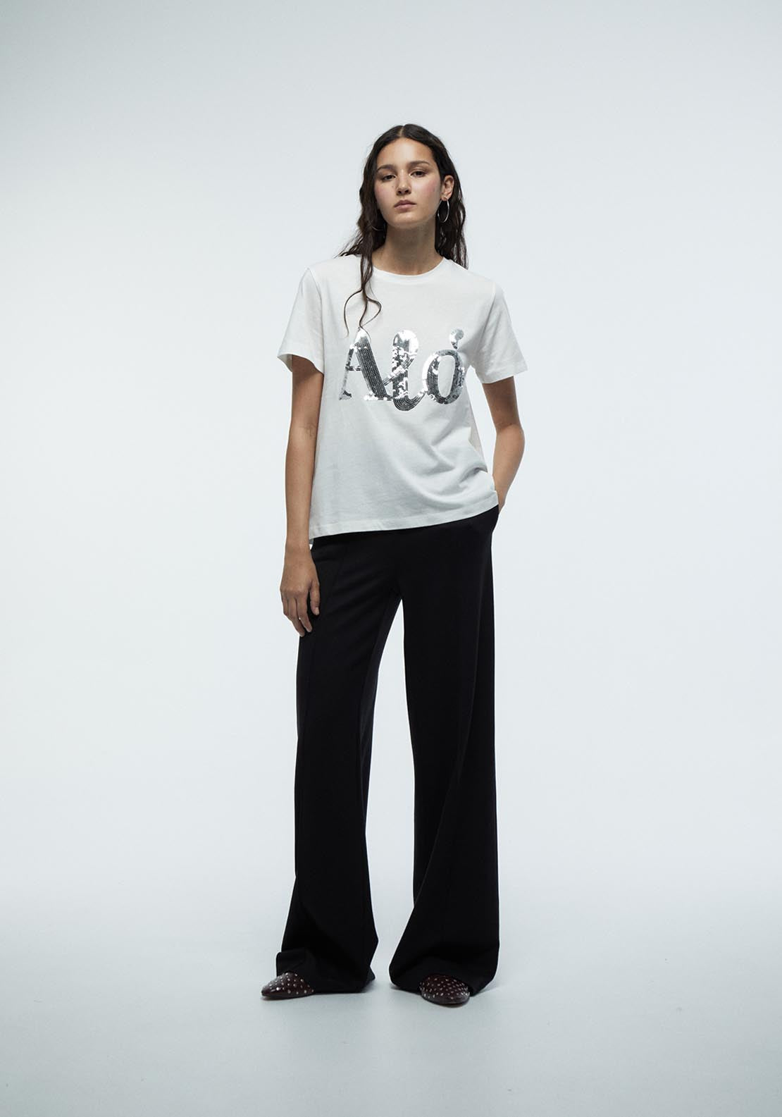 Sequin Graphic T-Shirt - Cream