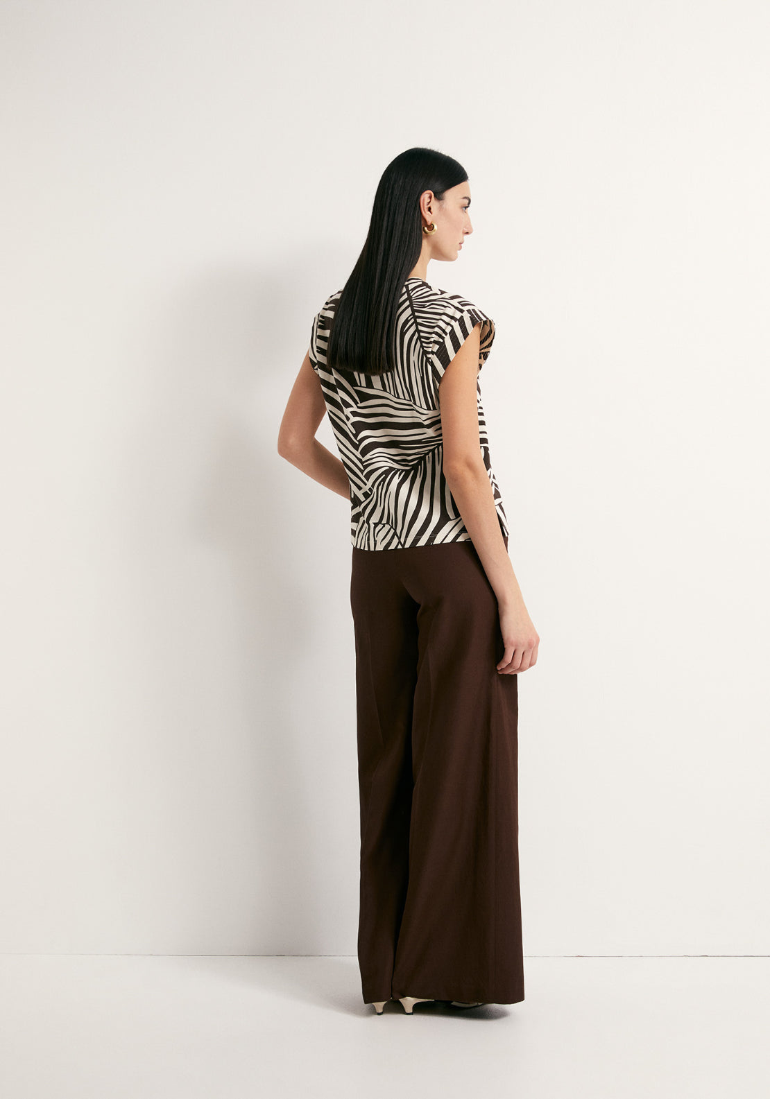 Basic Animal Printed T-Shirt - Brown