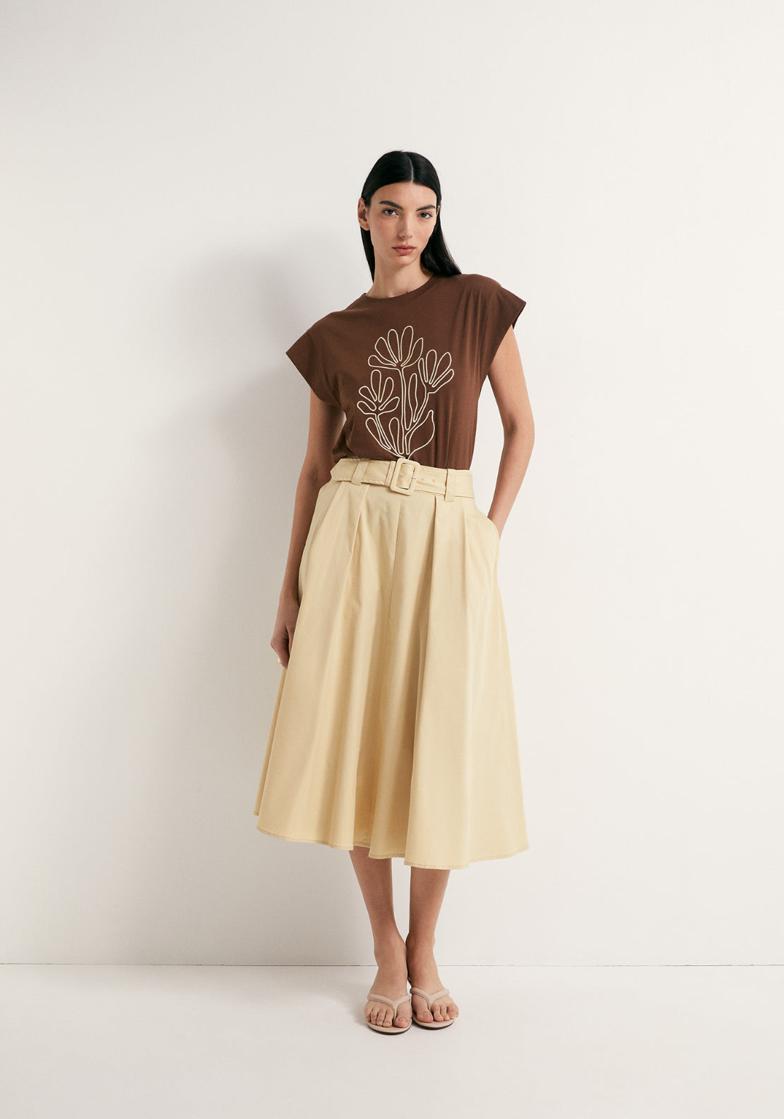 Embroidered Silhouette T-Shirt - Brown