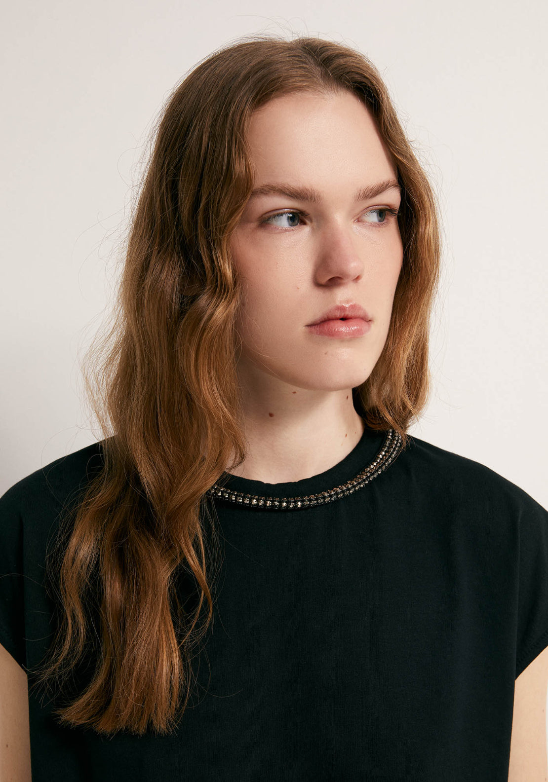 Rhinestone Detail T-Shirt - Black