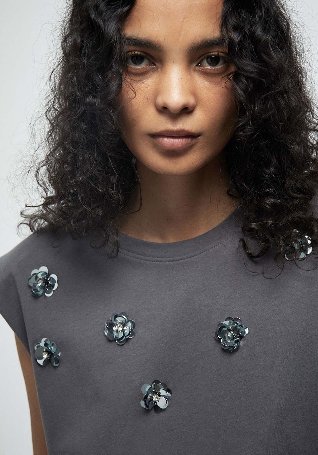 Appliqué Shoulder Pads Top - Grey