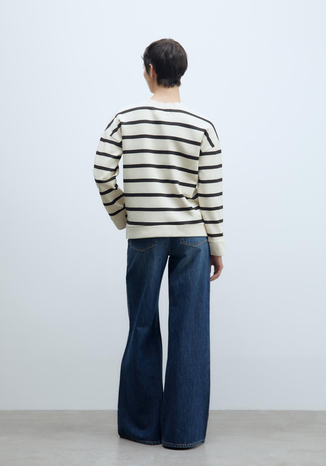 Sfera Ribbed sweatshirt - Black 4 Shaws Department Stores