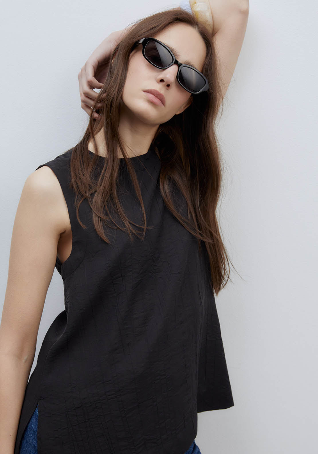 Sfera Wrinkle-Effect Top - Black 4 Shaws Department Stores