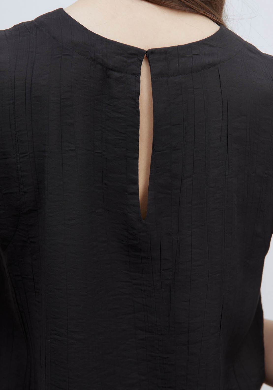 Sfera Wrinkle-Effect Top - Black 5 Shaws Department Stores