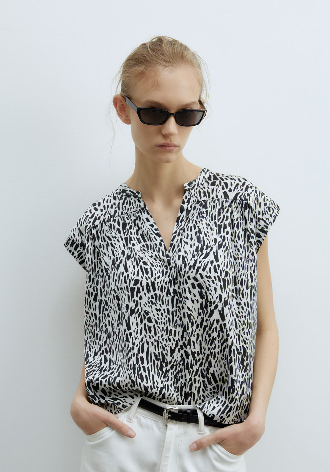 Sfera Printed Shiny Top - Black 4 Shaws Department Stores