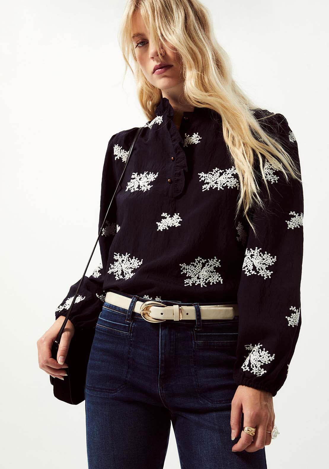 Embroidered Flowers Shirt - Blue