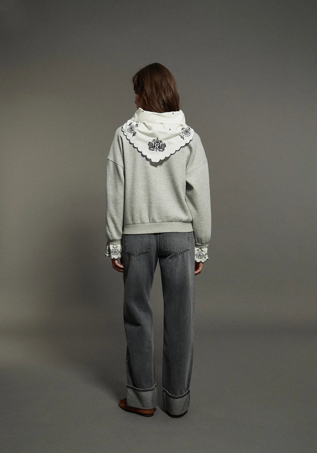 Embroidered Scarf Sweatshirt - Grey