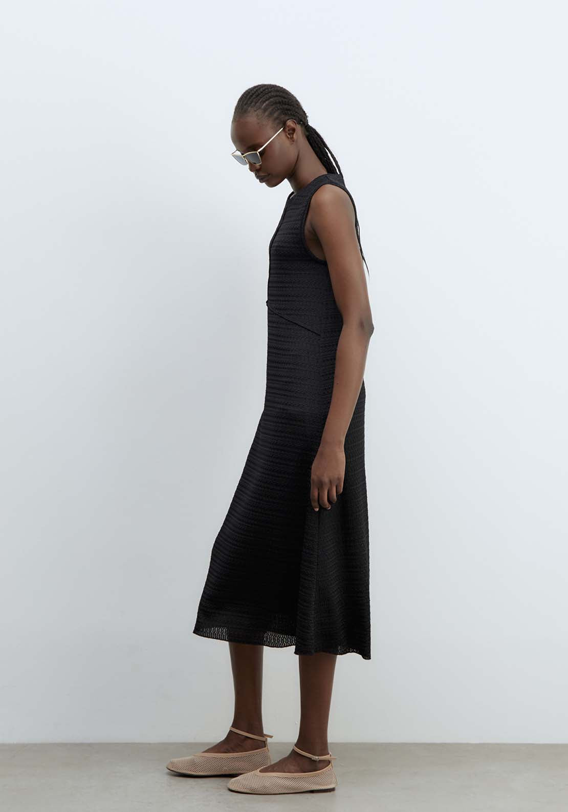 Loose Fit Textured Dress - Black