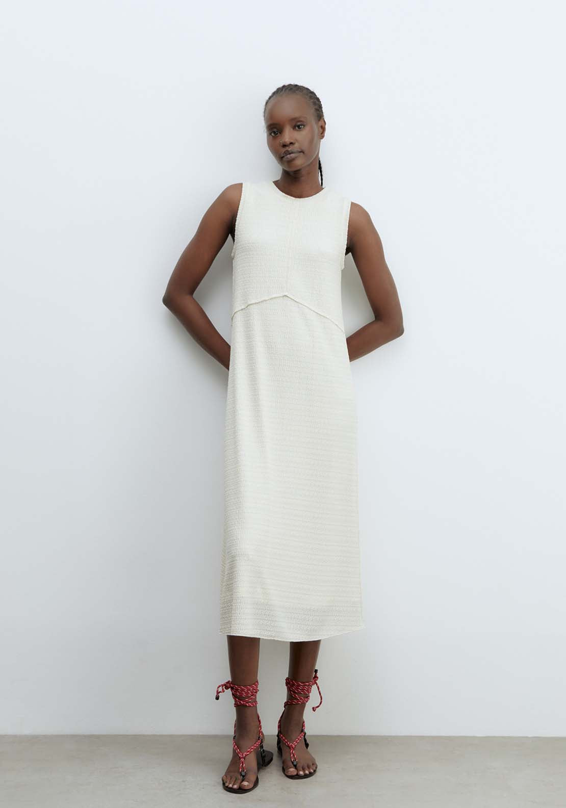 Loose Fit Textured Dress - White