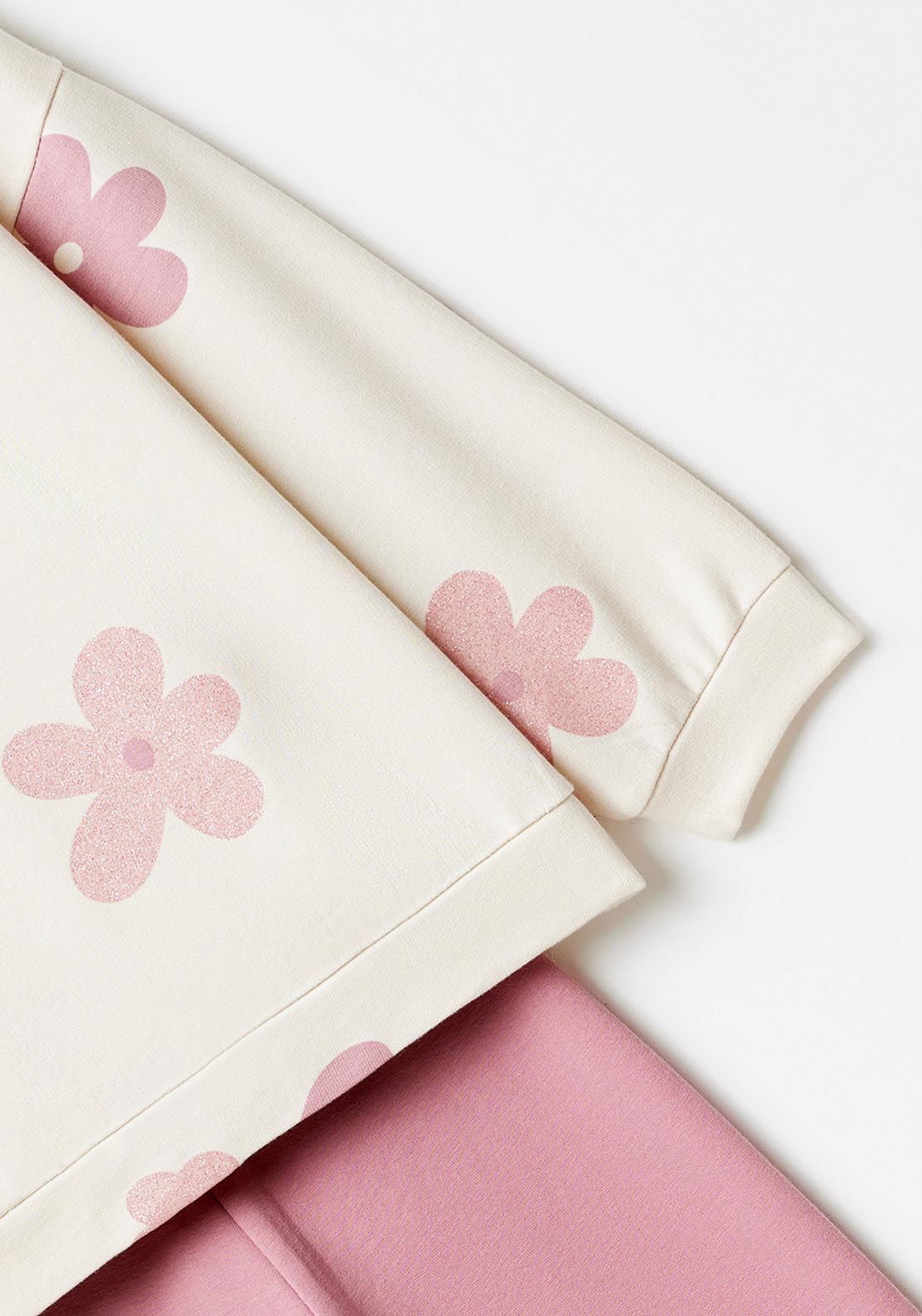 Sfera Plush printed set - Pink Medium 6 Shaws Department Stores