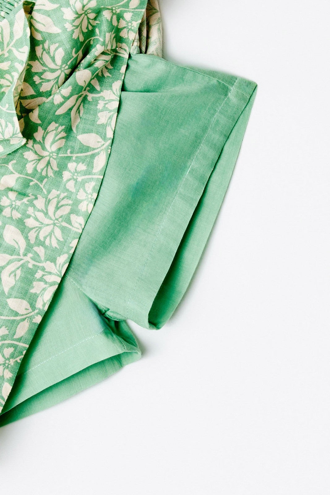 Sfera Ruffles skort - Green 5 Shaws Department Stores