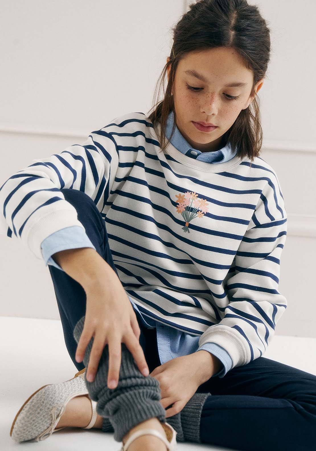 Sfera Printed sweatshirt - Ecru 3 Shaws Department Stores