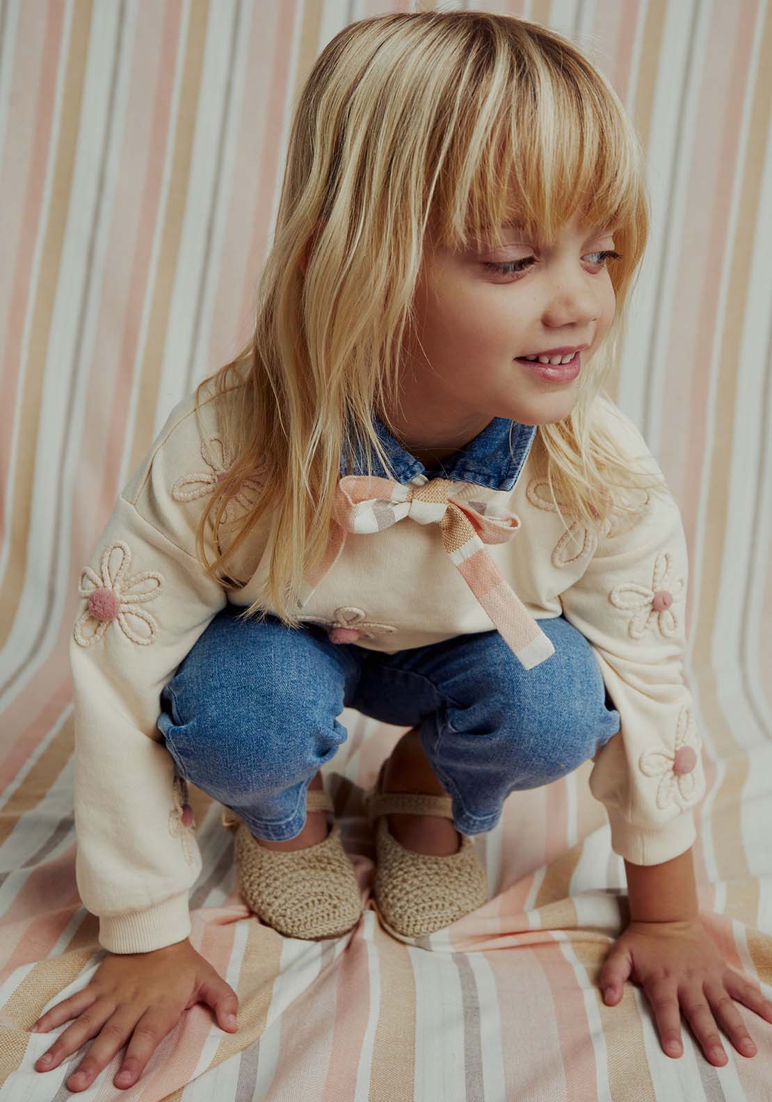 Sfera Flowers sweatshirt - Ivory 4 Shaws Department Stores