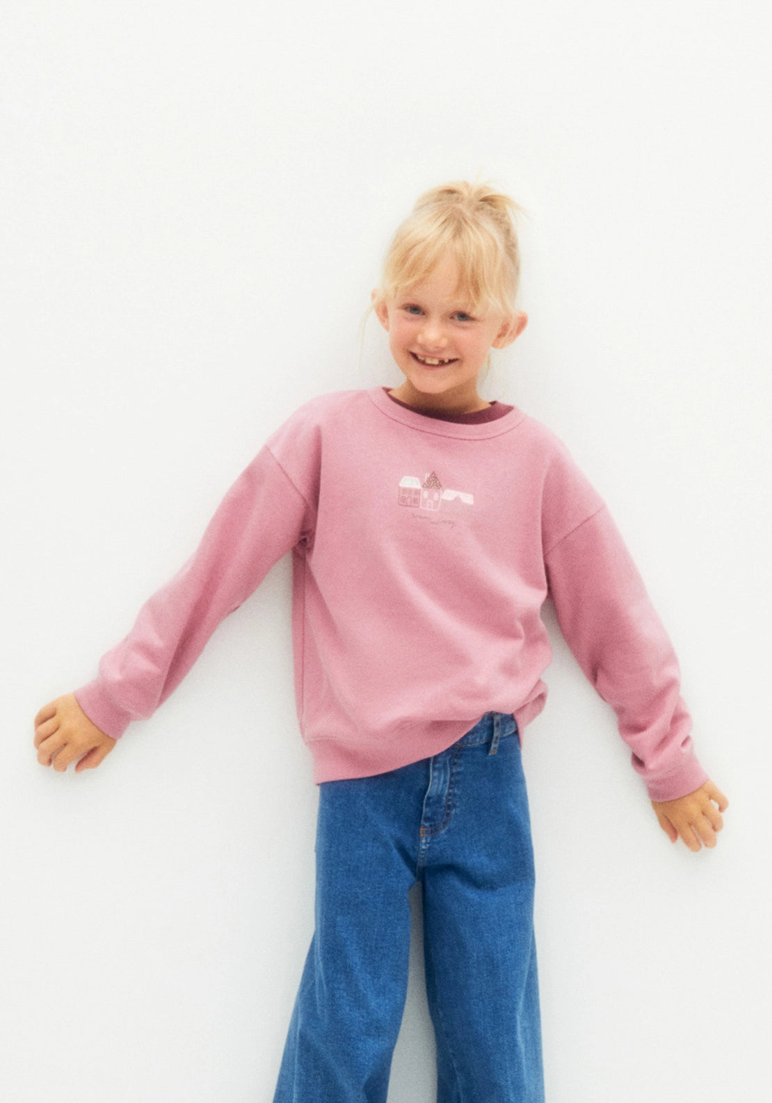 House Motif Sweatshirt - Pink