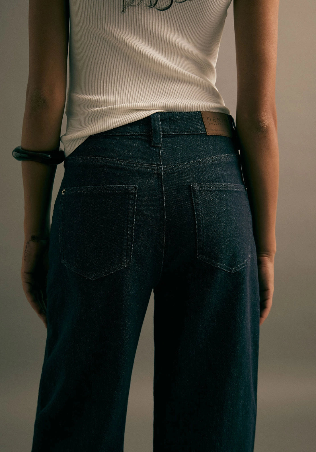High Rise Barrel Jeans - Denim Rinse