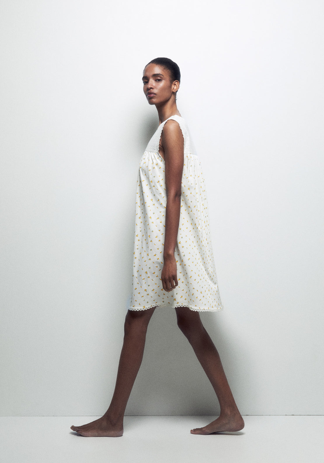 100% Cotton Sleeveless Floral Nightdress - Nude