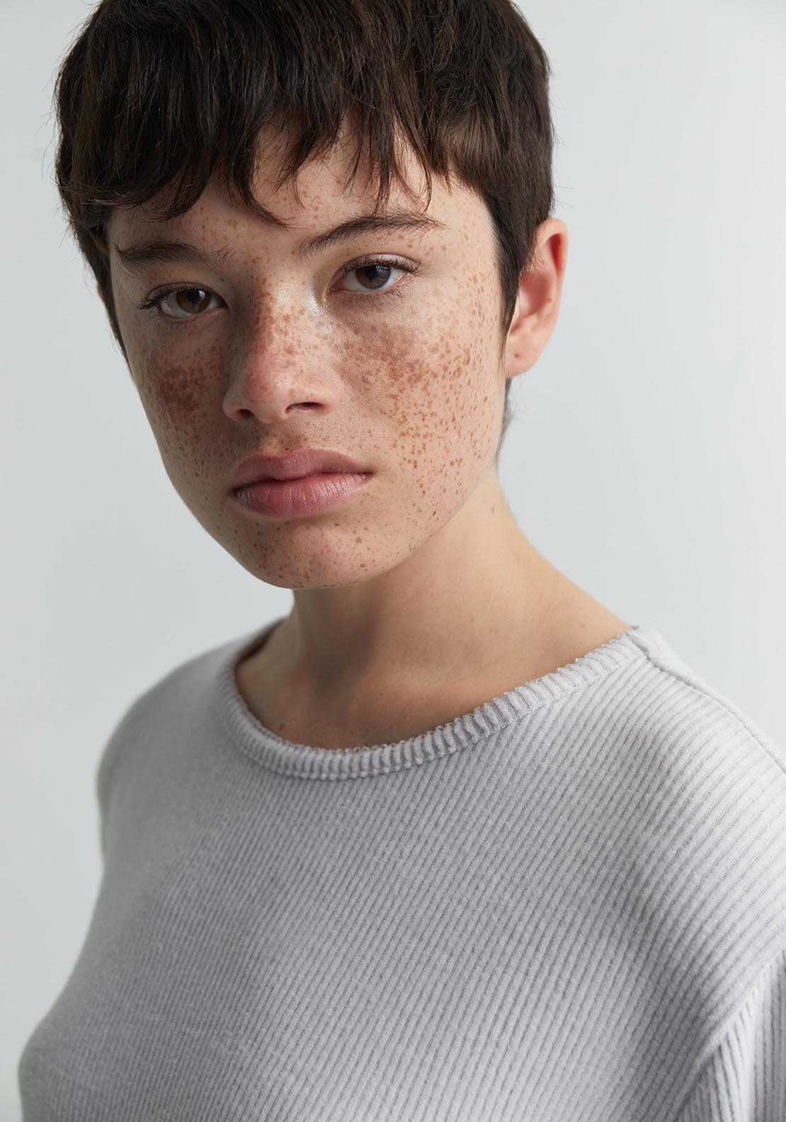 Sfera Wide-rib top - Grey 5 Shaws Department Stores