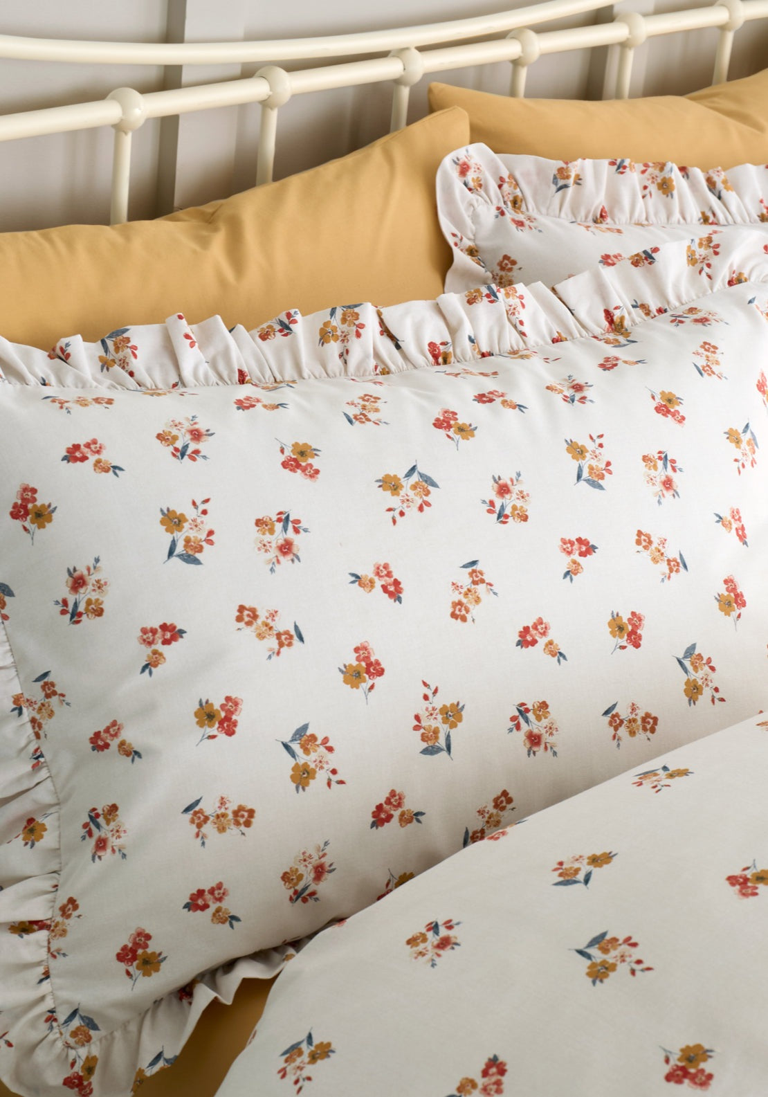 Catherine Lansfield Frill Ditsy Floral Reversible Duvet Cover Set - Cream 3 Shaws Department Stores