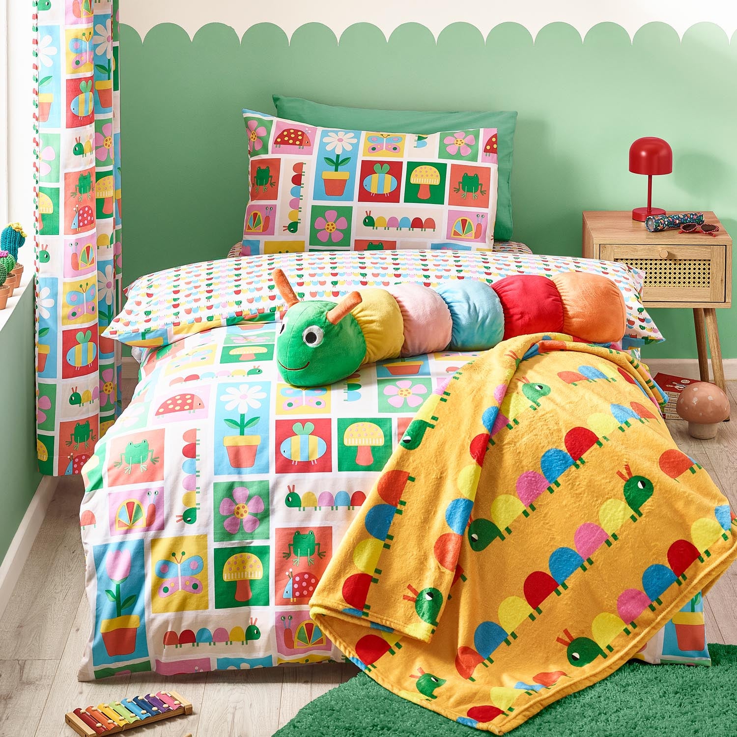The Home Collection Kids Lovable Garden Friends Reversible Duvet Cover Set - Bright 4 Shaws Department Stores