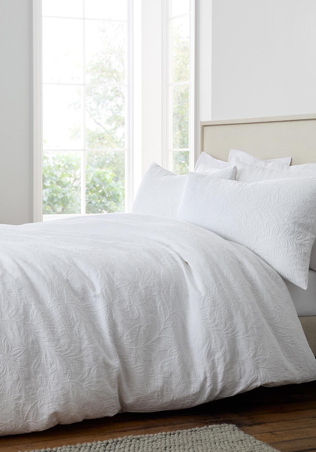 Heather & Ferne 100% Cotton 200 TC Fleur Matelassé Jacquard Duvet Cover Set - White 1 Shaws Department Stores