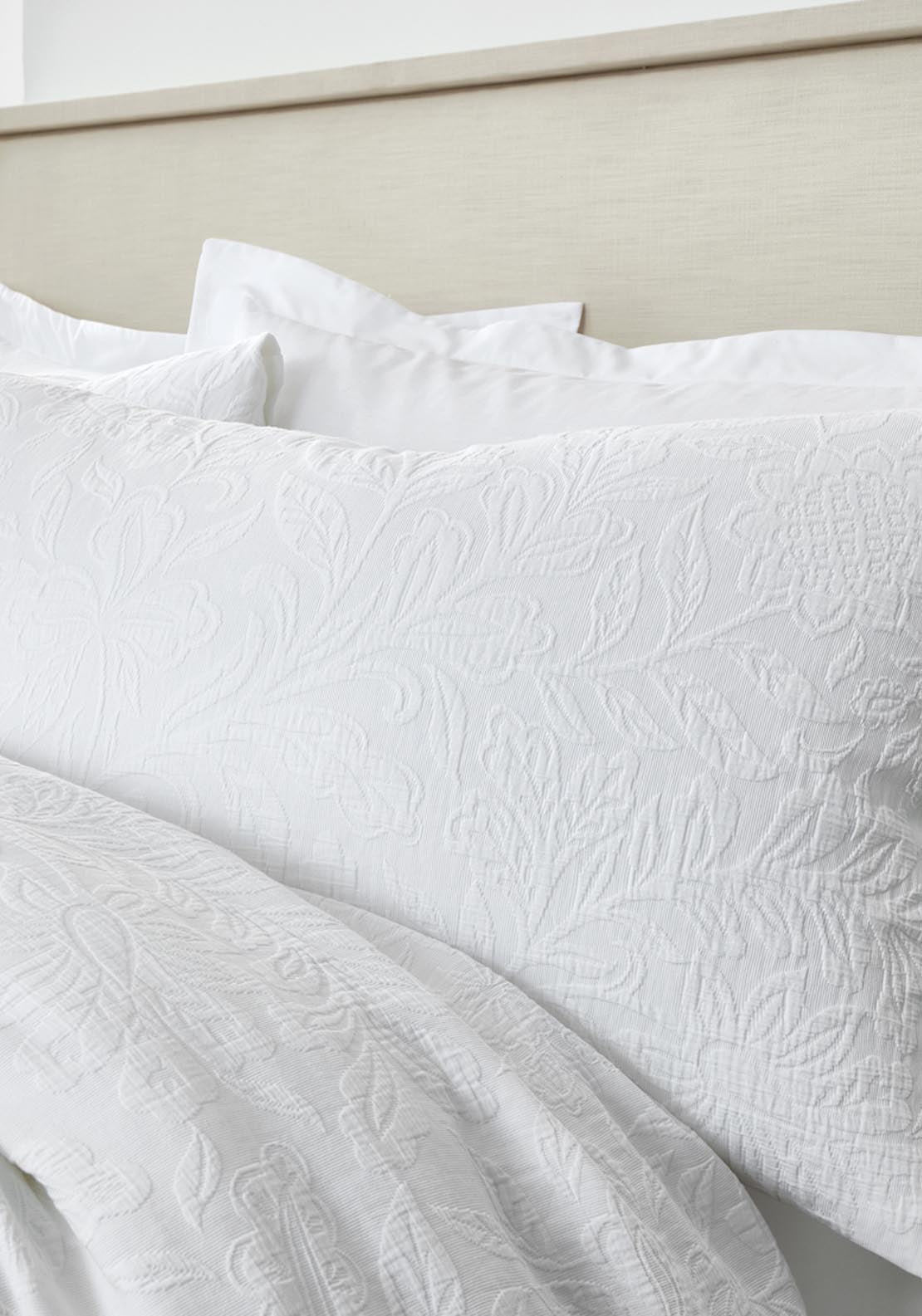 Heather & Ferne 100% Cotton 200 TC Fleur Matelassé Jacquard Duvet Cover Set - White 2 Shaws Department Stores