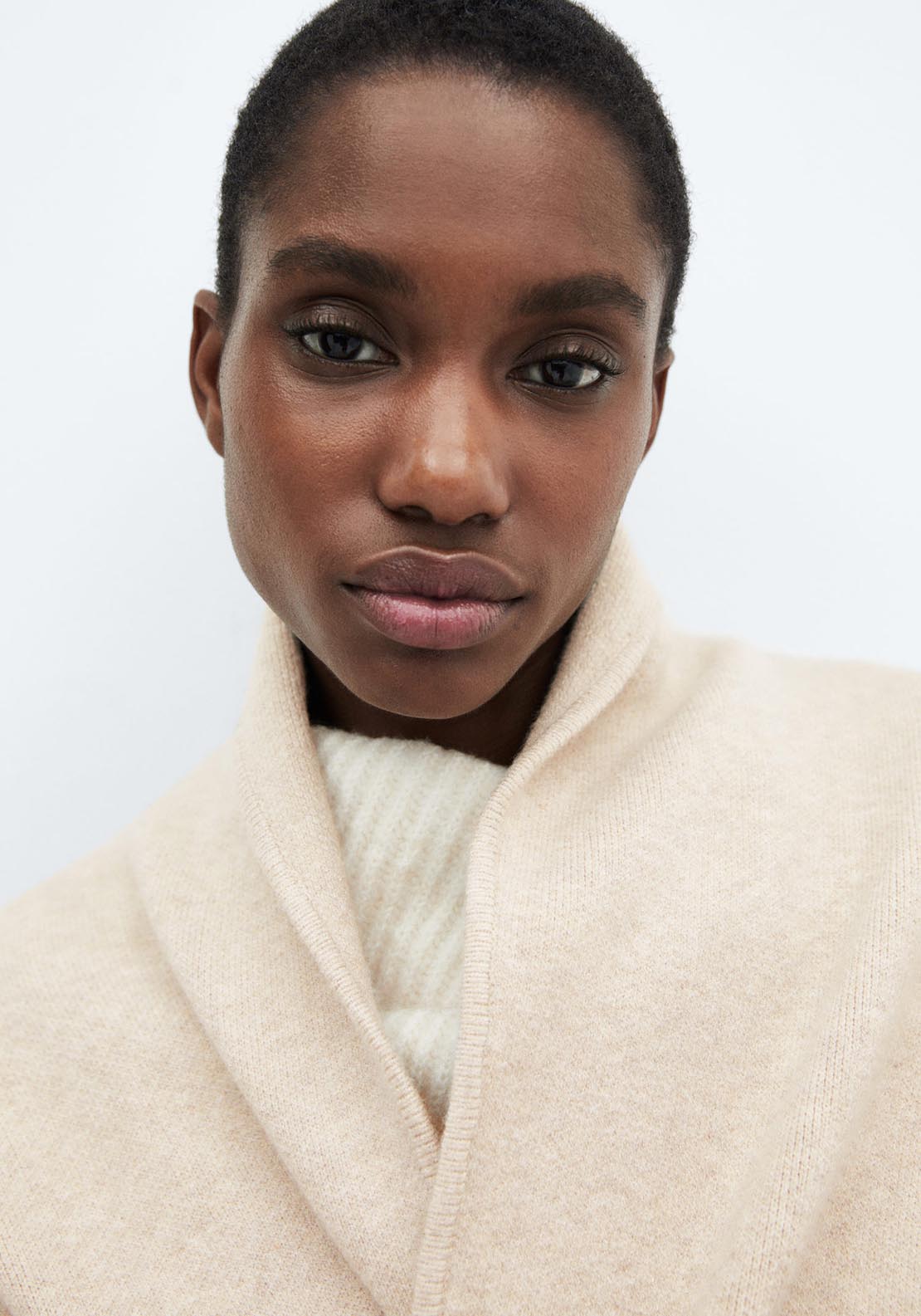 Mango Oversized knitted coat with pockets - Light 4 Shaws Department Stores