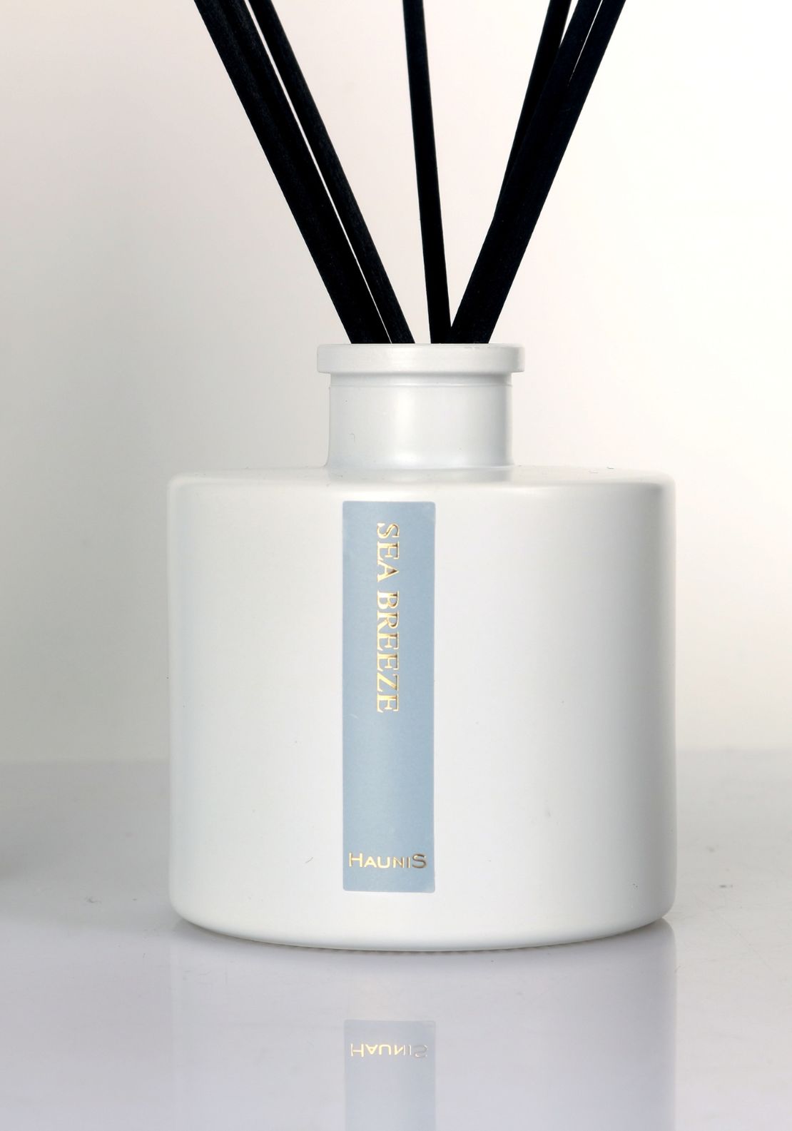 Haunis Sea Breeze Candle & Diffuser Set - Sea Breeze 4 Shaws Department Stores