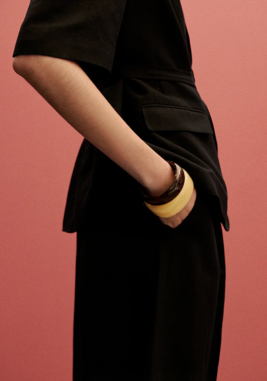 Mango Bermudas Argelia - Black 5 Shaws Department Stores
