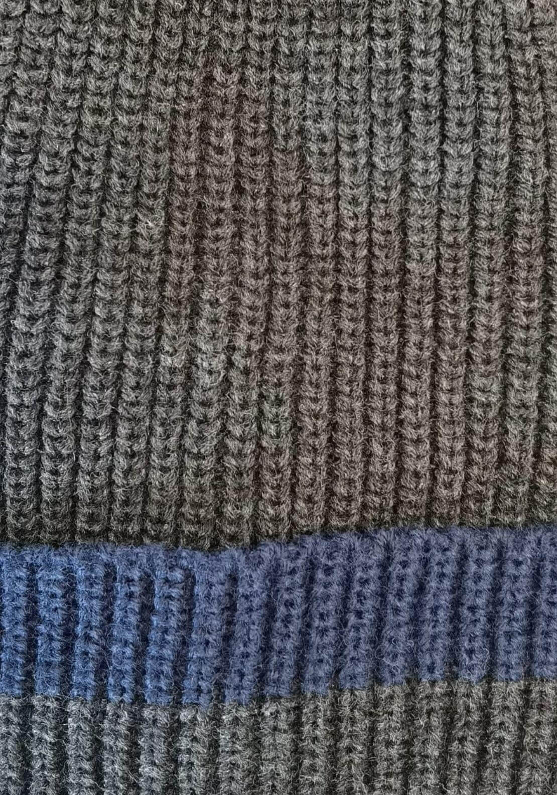 Yeats Scarf And Hat Set - Grey / Navy 3 Shaws Department Stores