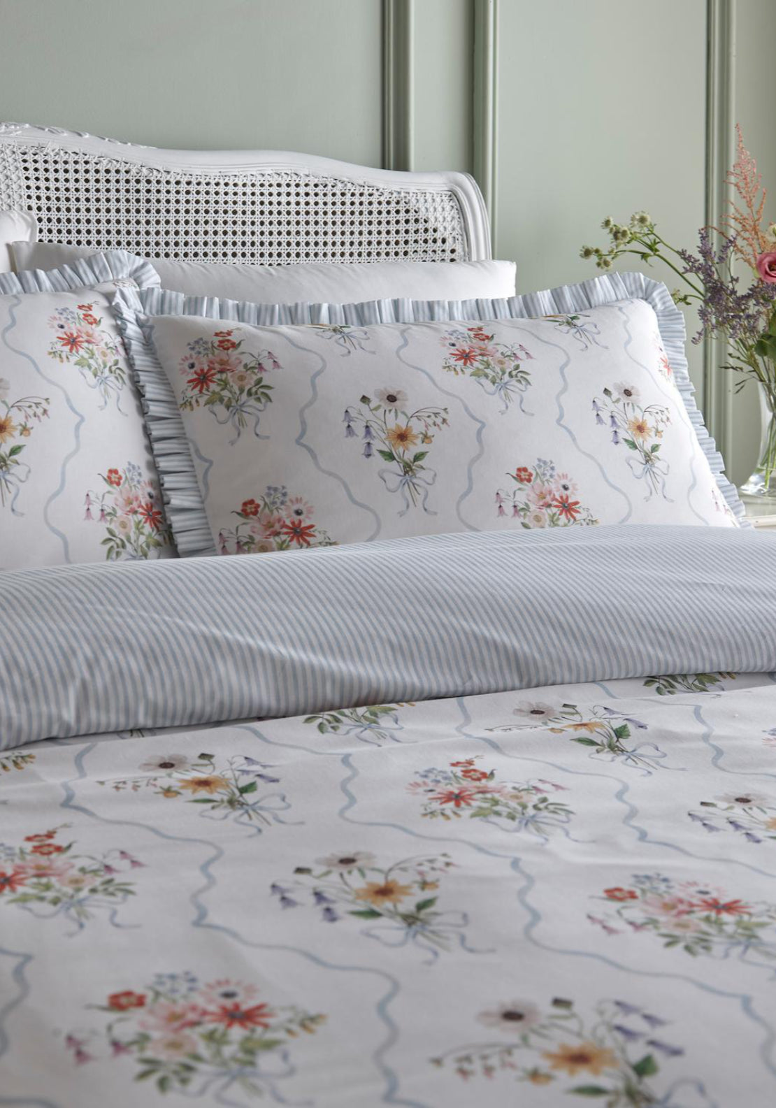 Heather & Ferne 100% Cotton Floral Bouquet Duvet Cover Set - Multi 1 Shaws Department Stores