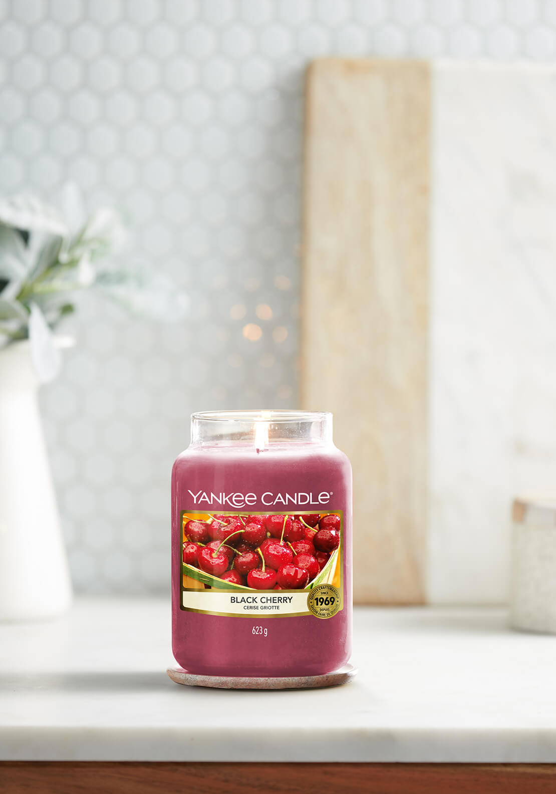 Yankee Candle Large Jar - Black Cherry 2 Shaws Department Stores