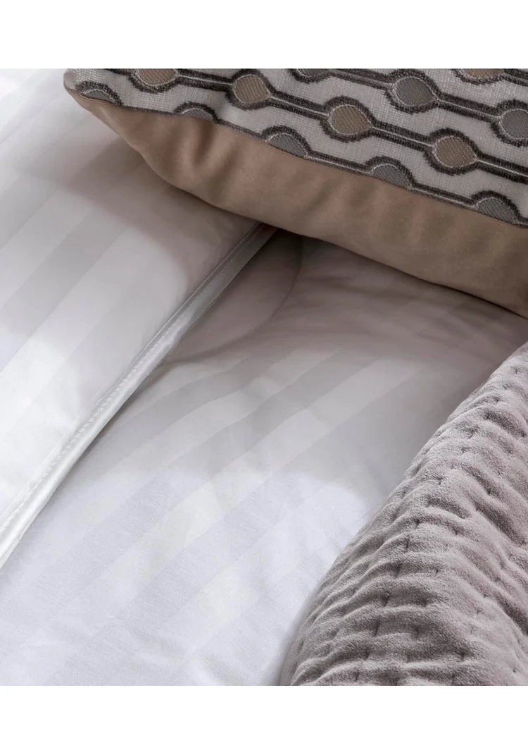 Fine Bedding Boutique Silk Duvet 13.5 Tog 3 Shaws Department Stores