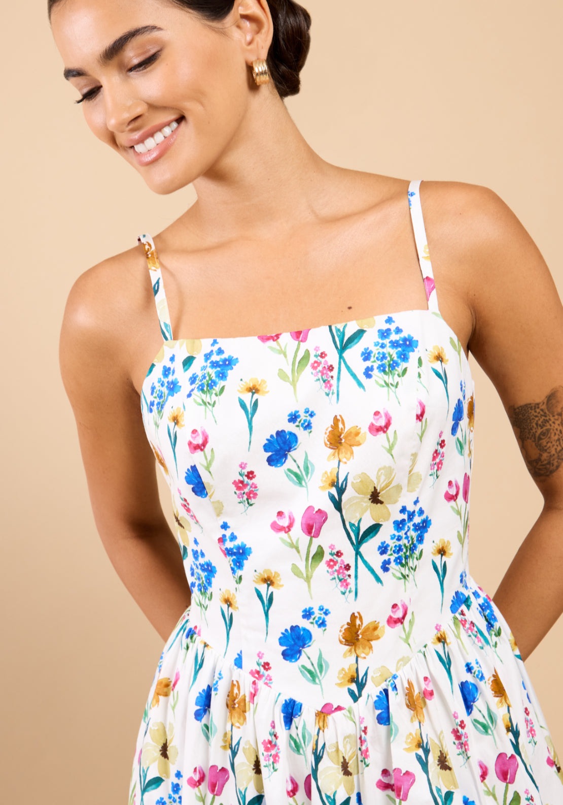 Leonora Floral Print Balloon Hem Dress - White Floral