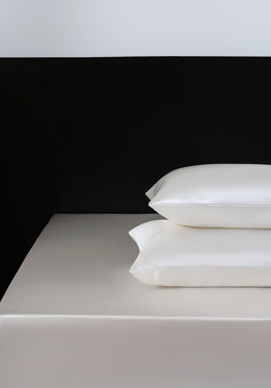 Heather & Ferne 100% Silk Pillowcase - Grey 2 Shaws Department Stores
