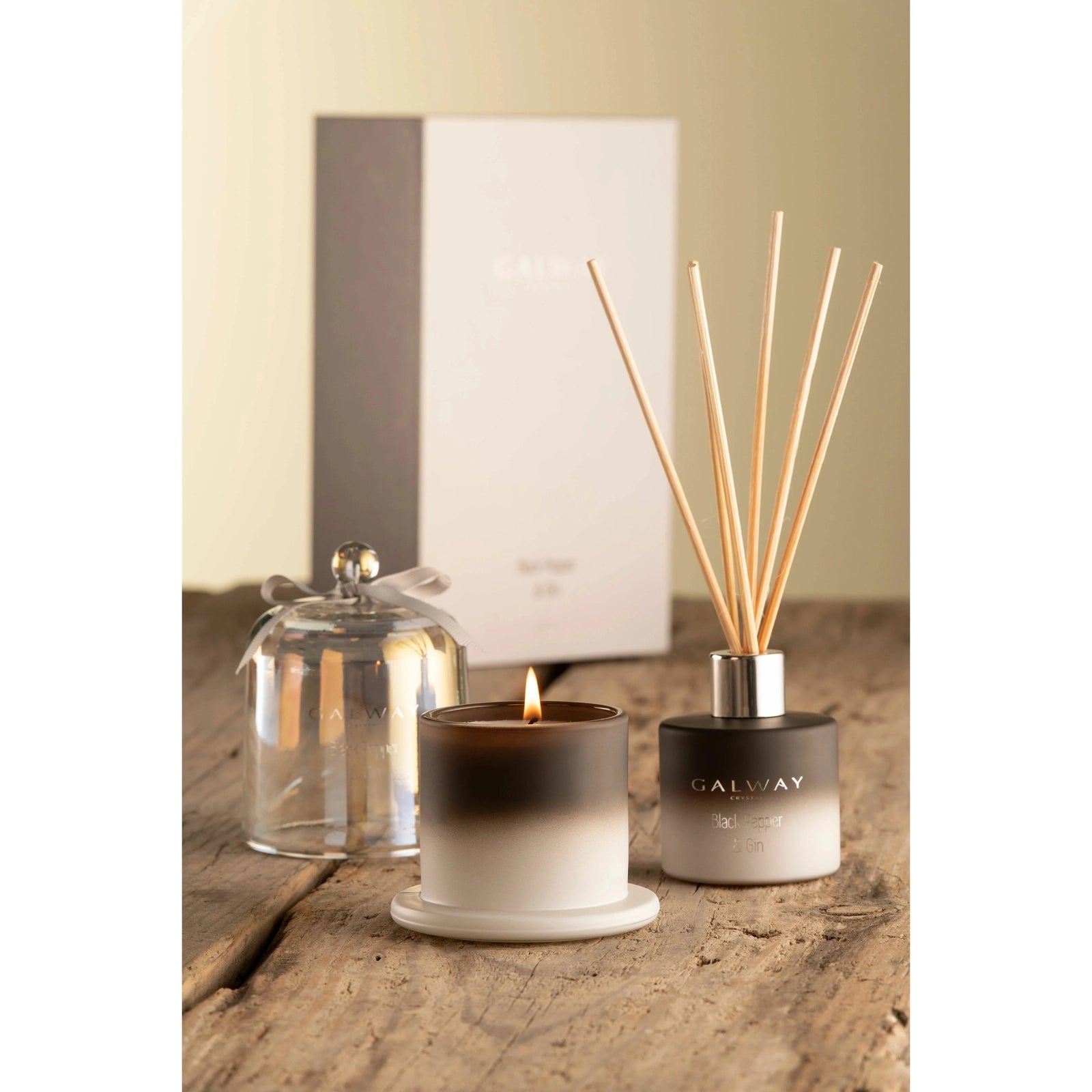 Galway Crystal Black Pepper & Gin Diffuser - Gin & Black Pepper 2 Shaws Department Stores