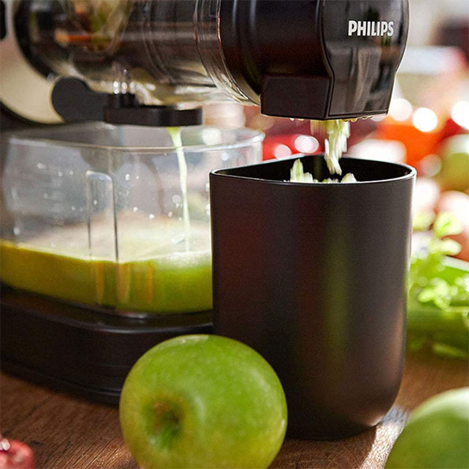 Philips Cold Press Masticating Slow Juicer - Black 2 Shaws Department Stores