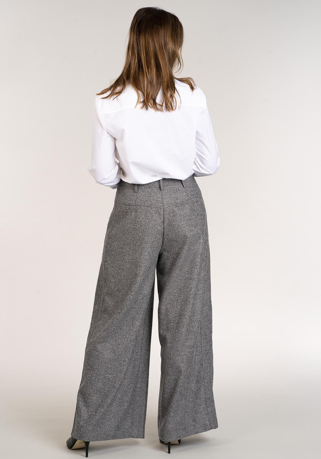 Naoise Wide Leg Pleat Grey Pant - Grey 7 Shaws Department Stores