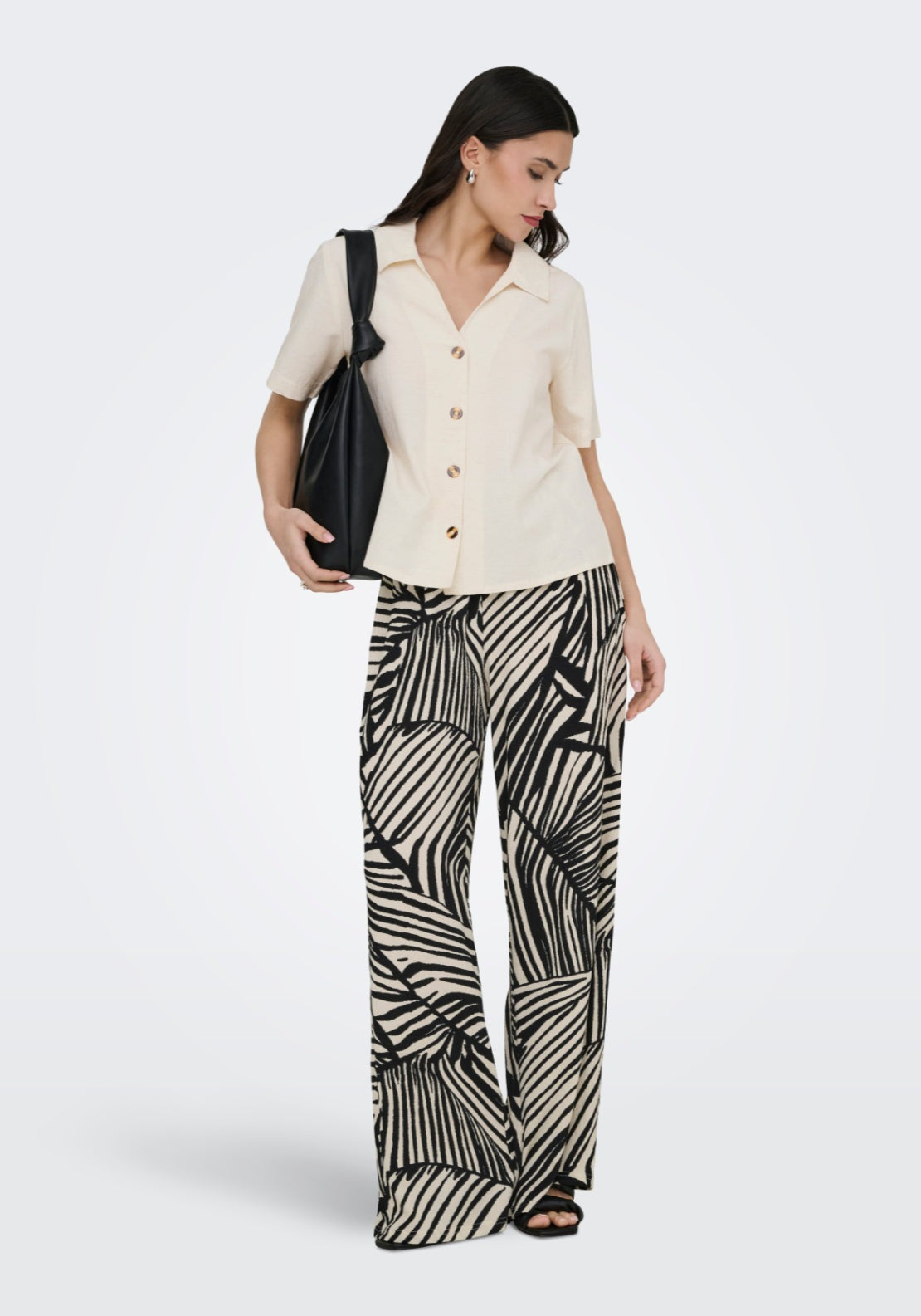 Jdy Debbie New Loose Pant - Sandshell/black 4 Shaws Department Stores