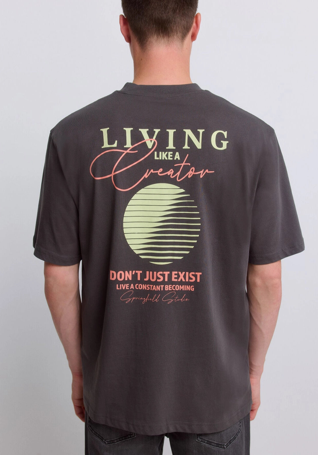 Graphic T-Shirt - Grey