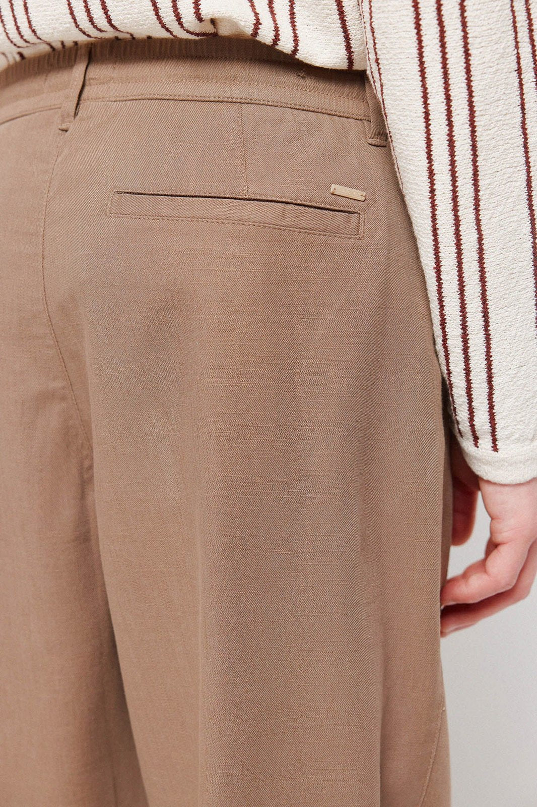 Dobby Straight Fit Trousers - Brown