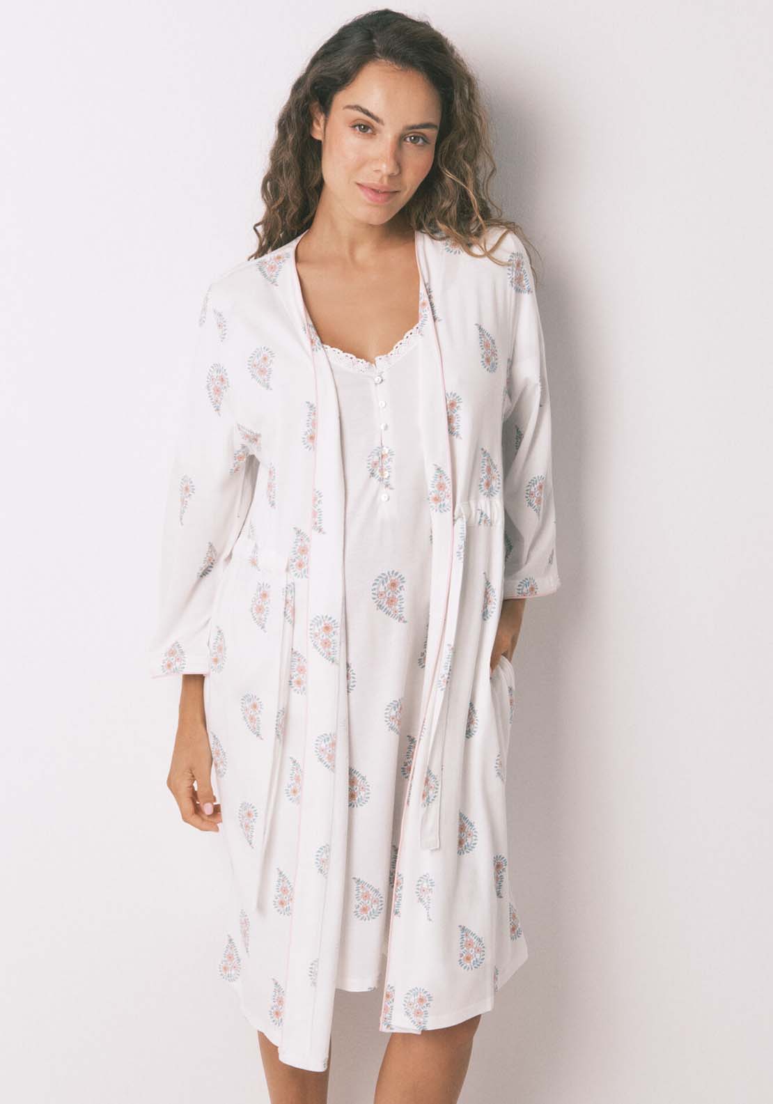 Medium Robe - White